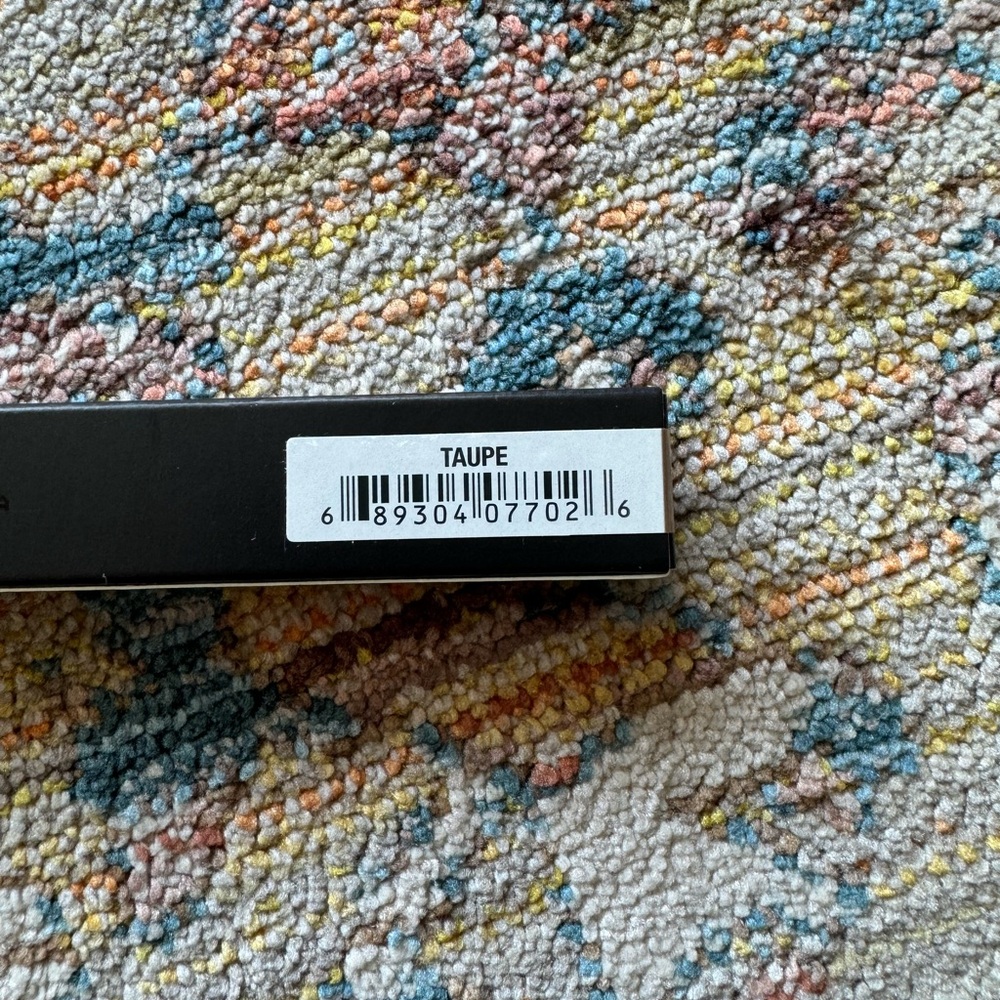 Anastasia Beverly Hills Brow Wiz in Taupe - Picture 2 of 6